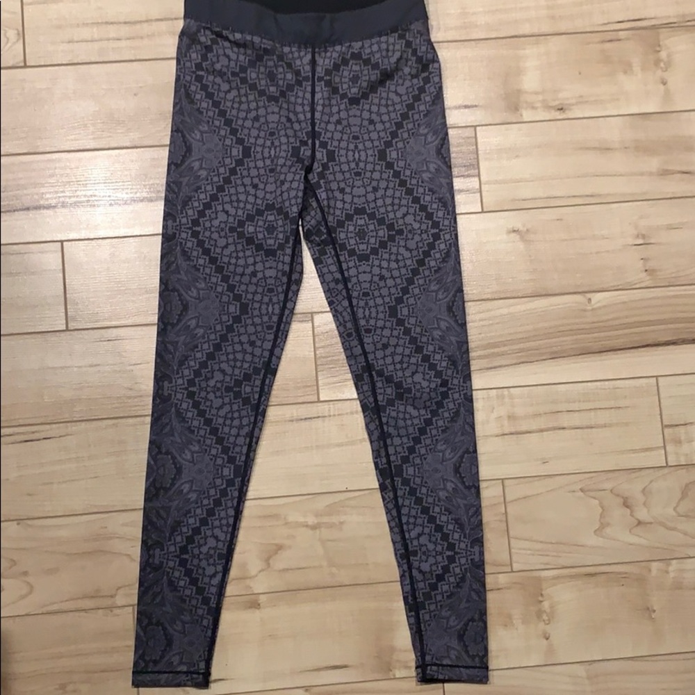 Without walls patterned leggings